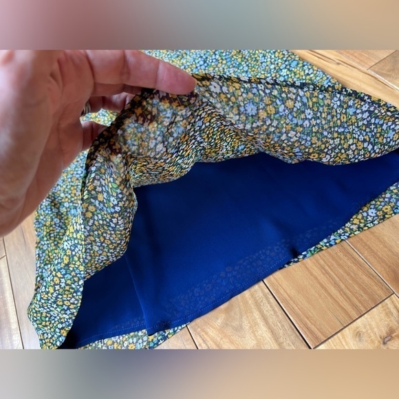 Michael Kors Sleeveless Top. Size XS - Picture 10 of 10